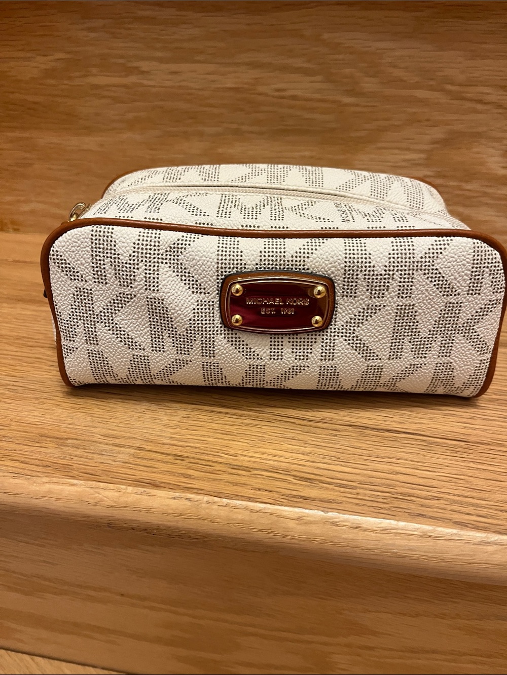 Michael Kors Cream & Tan Logo Cosmetic Case